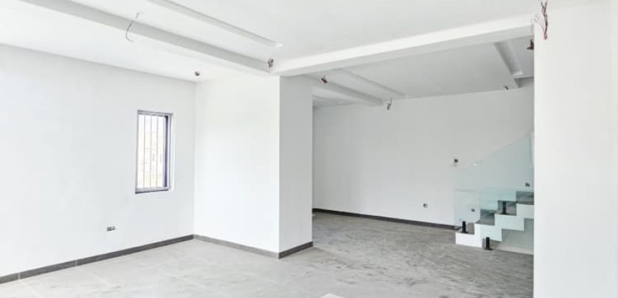 Modern 4 Bedroom Home with BQ for sale at Lekki Phase 1 Lagos